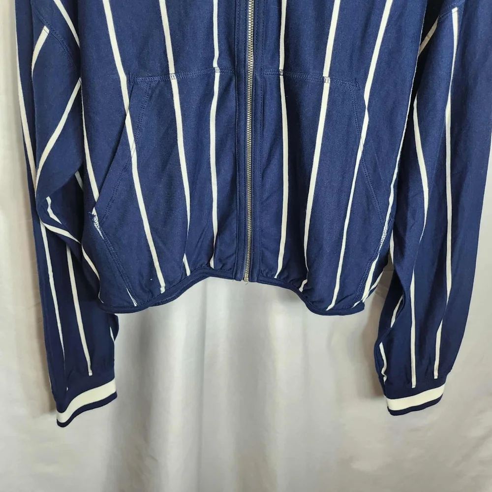 Free People Off Duty Set Top & Shorts Set Size L Navy Casual Lightweight Pockets